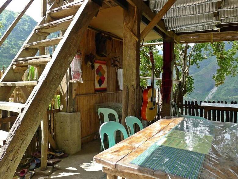 Hotel Ramons Native Homestay And Restaurant