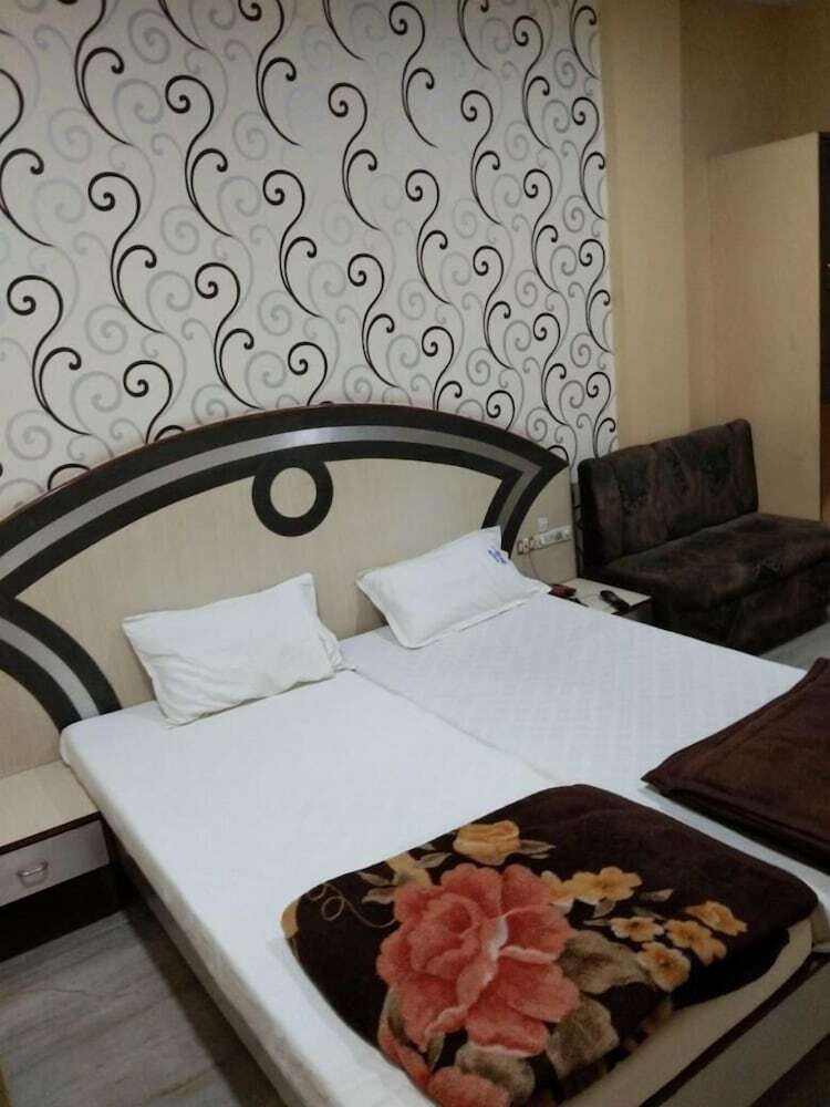 Hotel Shikha Palace