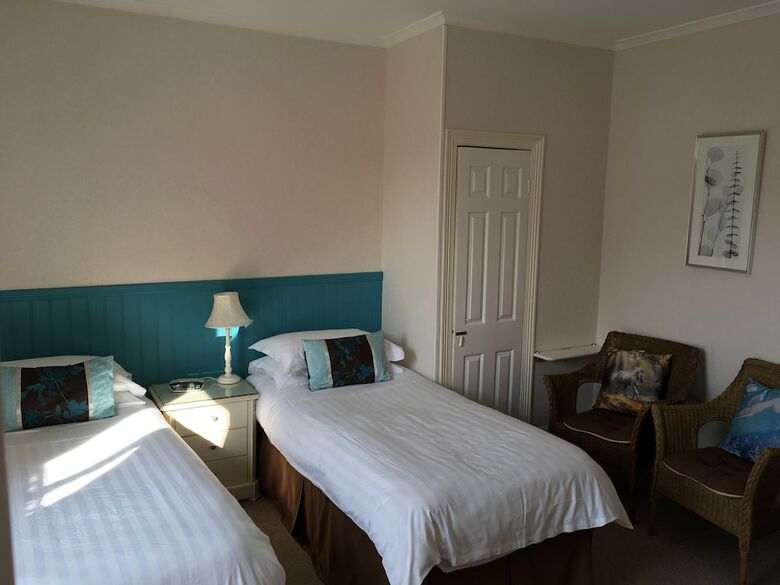 Bed & Breakfast Elmswood House