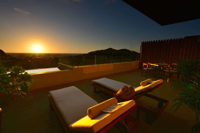 La Santa Maria Real Estate Resort.