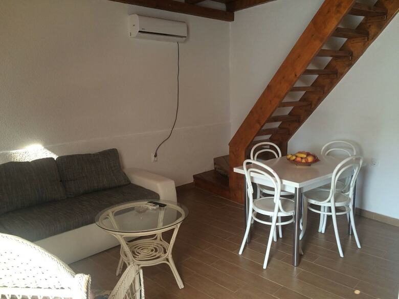 Apartamentos Villa Lav Costa S