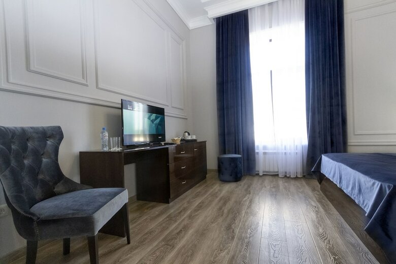 Hotel Meridian