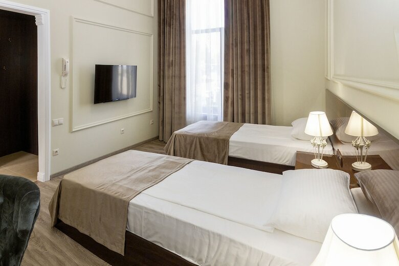 Hotel Meridian
