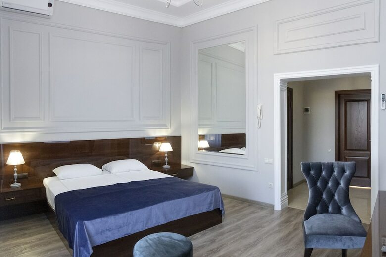 Hotel Meridian