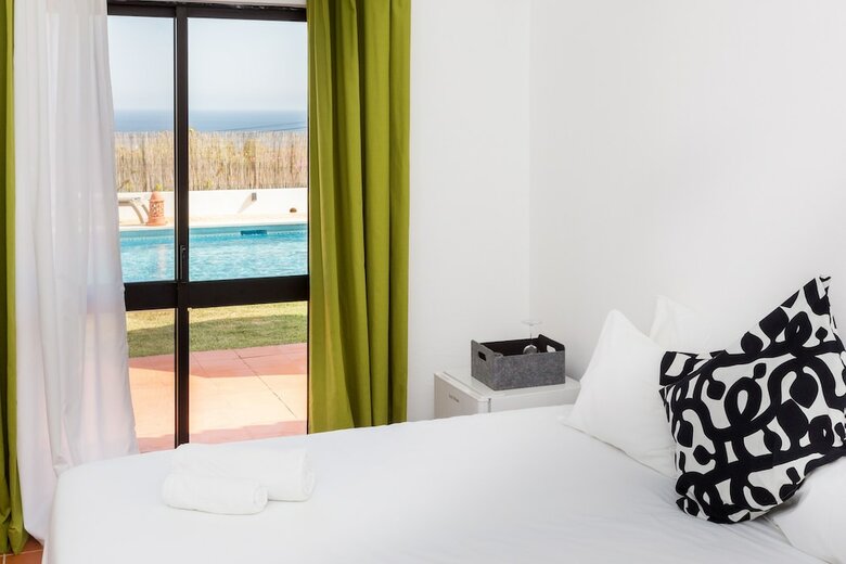 Bed & Breakfast Vila Sta Teresinha Suites