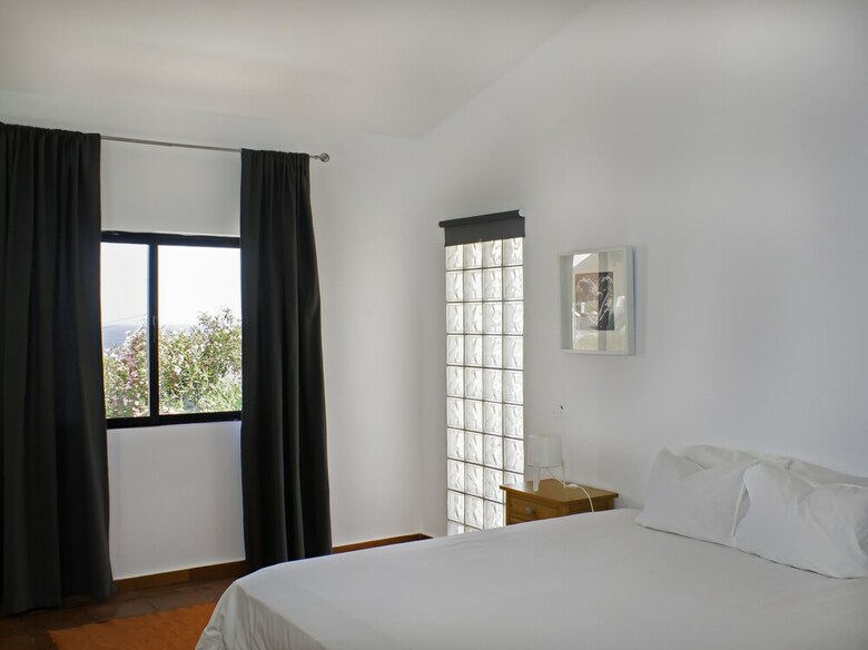 Bed & Breakfast Vila Sta Teresinha Suites