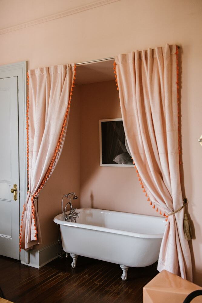 Bed & Breakfast Carr Mansion