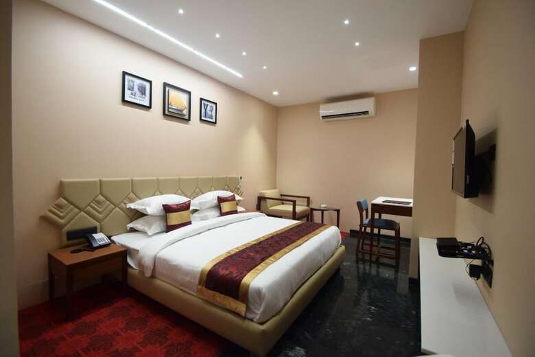 Hotel Rama Residency