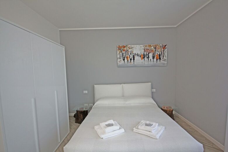 Diamond Apartments
