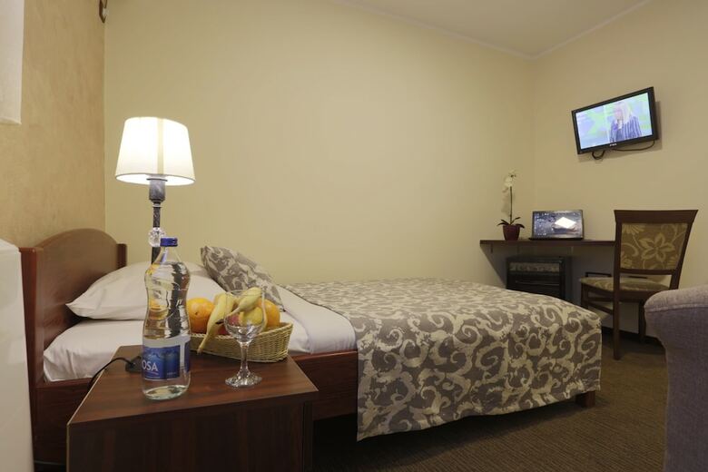 Hotel Guesthouse Tara