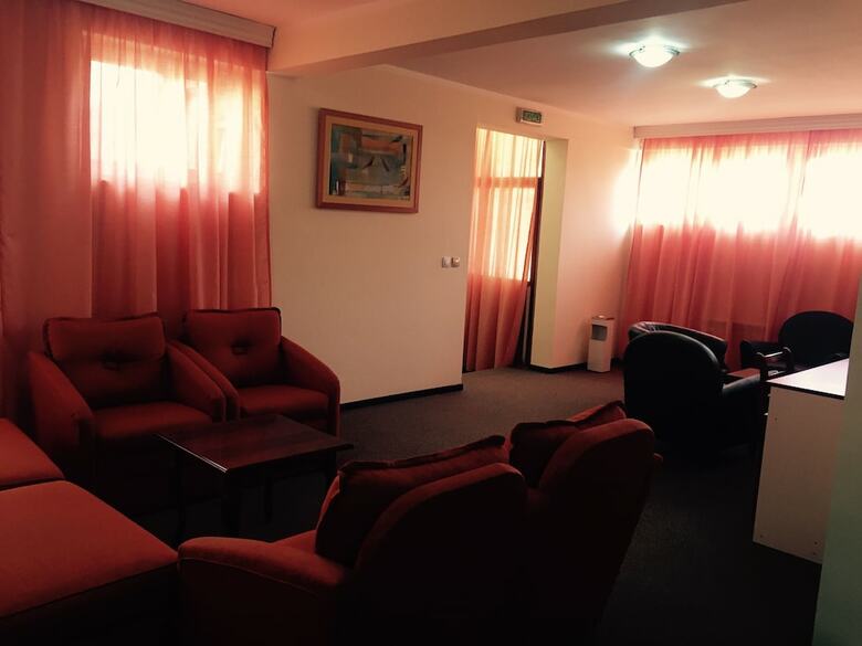 Hotel Guesthouse Tara