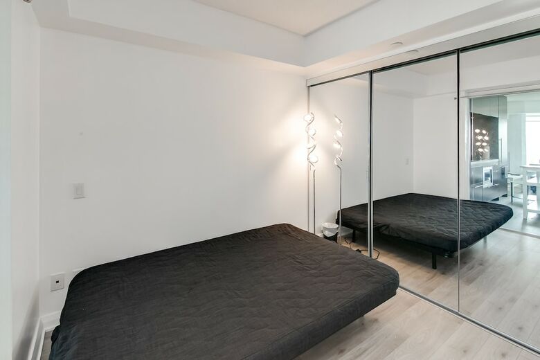 Execstay - Luxury Yorkville Suites