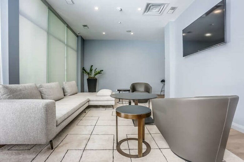 Execstay - Luxury Yorkville Suites