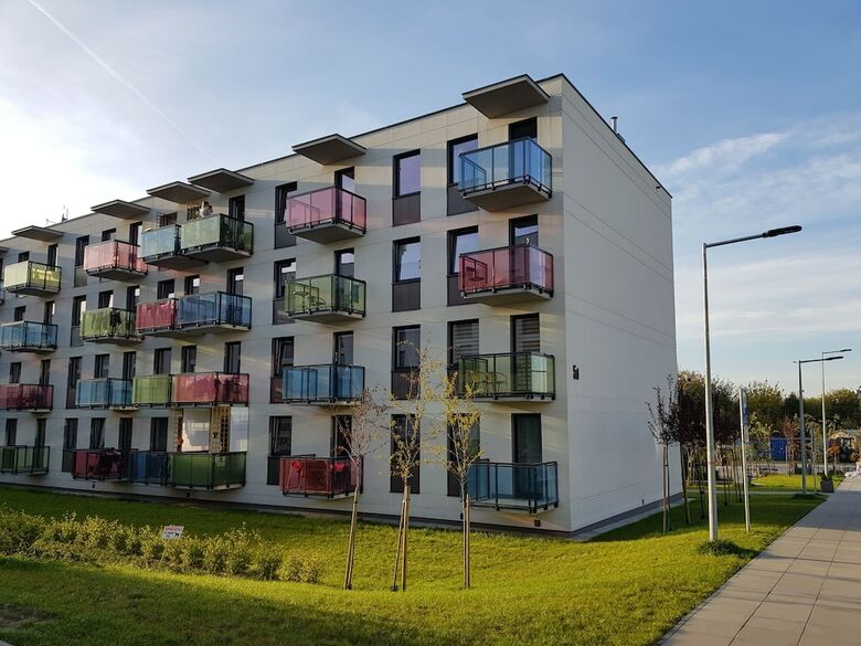 Near Train Station Apartment