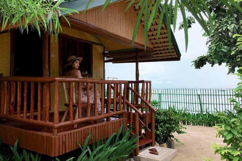 Hotel Chariz Beach Resort