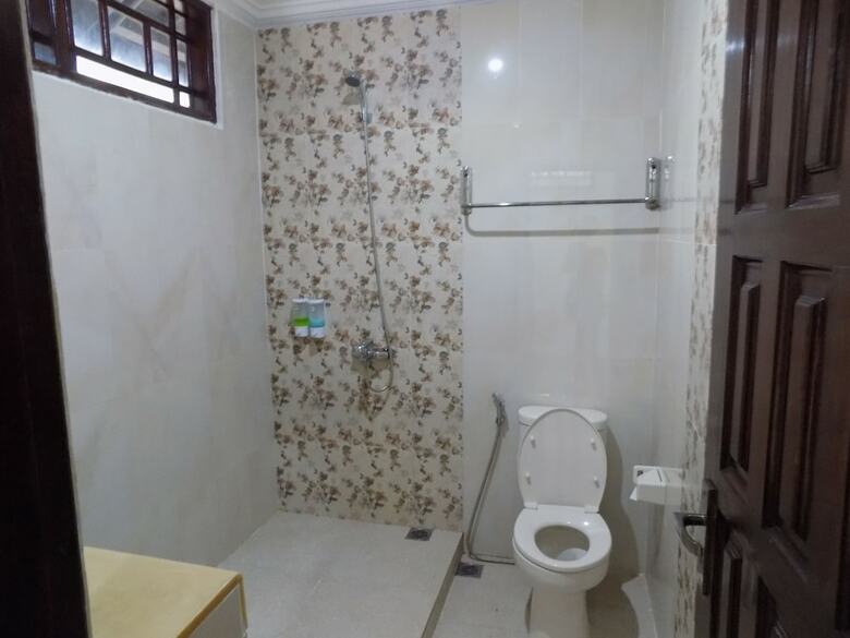 Bed & Breakfast Lina Cottage Senggigi