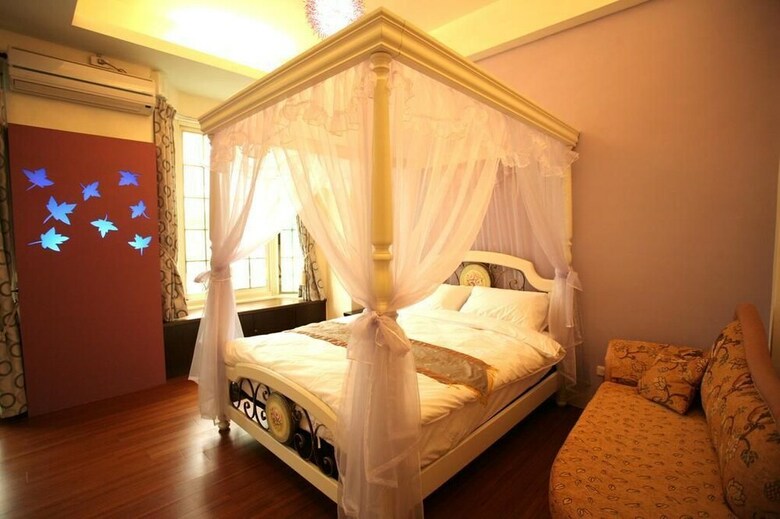 Hotel Bear Castle Homestay