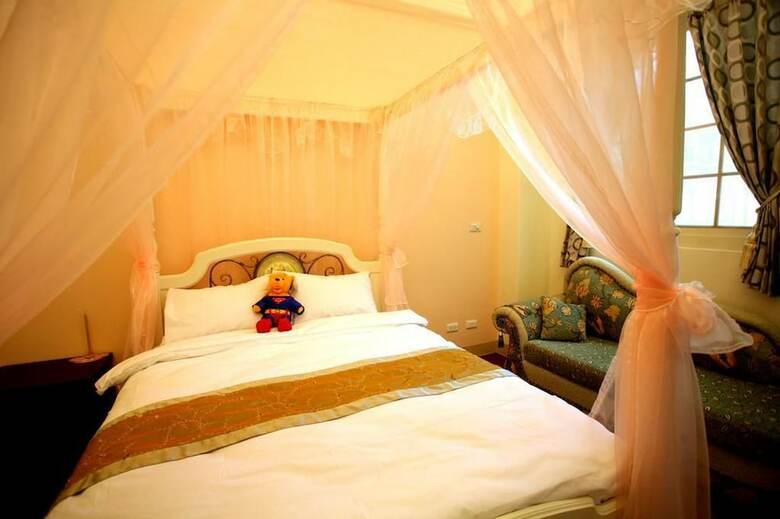Hotel Bear Castle Homestay