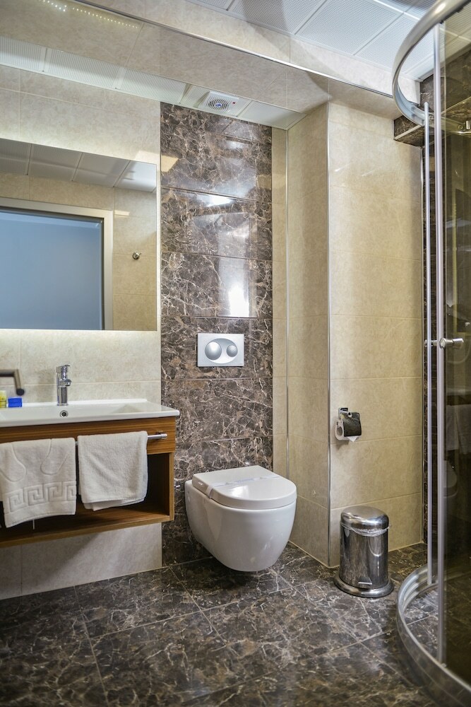 Hakcan Hotel