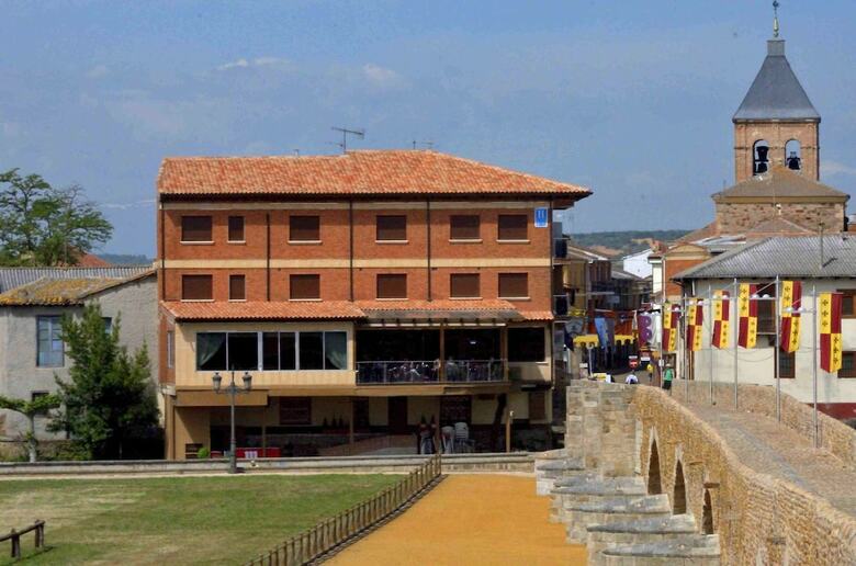 Hostal Don Suero de Qui�ones