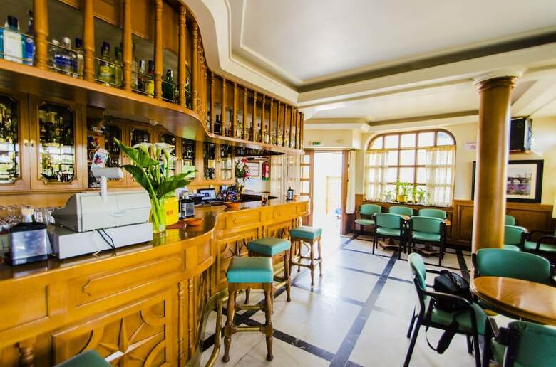 Hostal Don Suero de Qui�ones