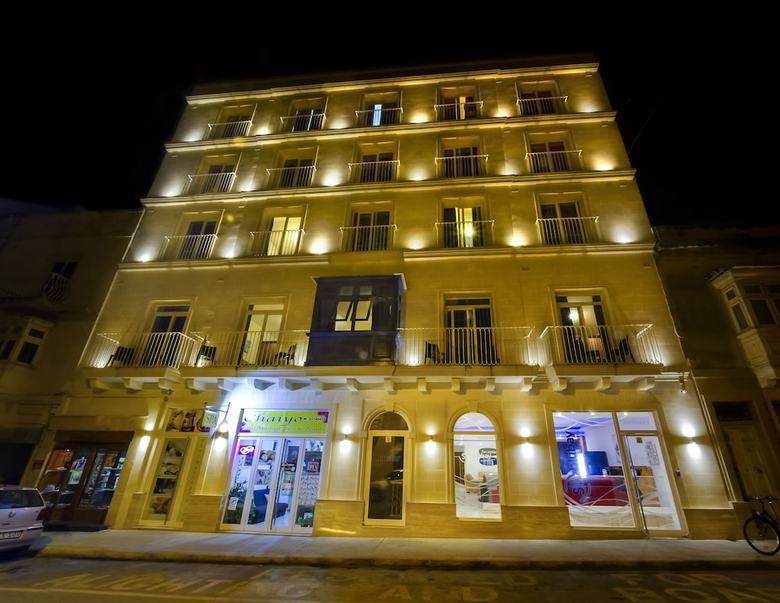 Apartamentos Blubay Suites By St Hotels