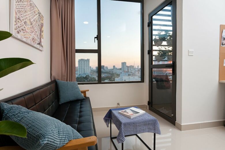 Minimalist Apartment Rivergate