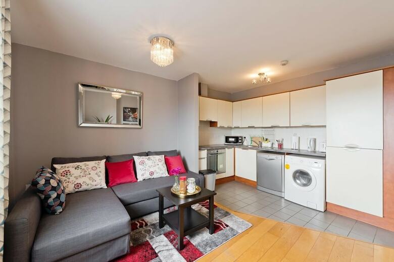 Apartamentos Greeg Court