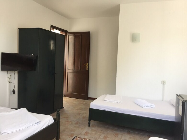 Pension Sedan Pansiyon 2