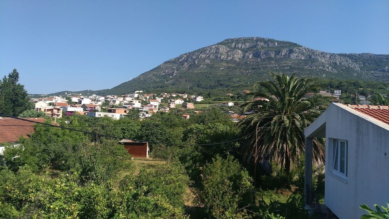 Aparthotel Apartments Lora