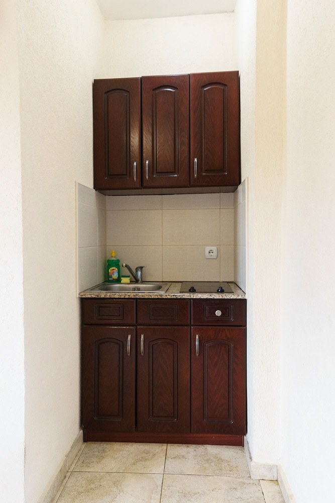 Aparthotel Apartments Lora