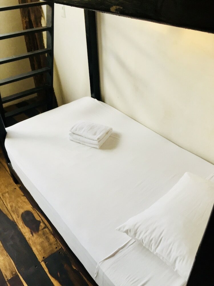Hotel The Safe House