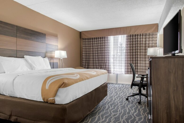 Hotel Quality Inn And Conference Center