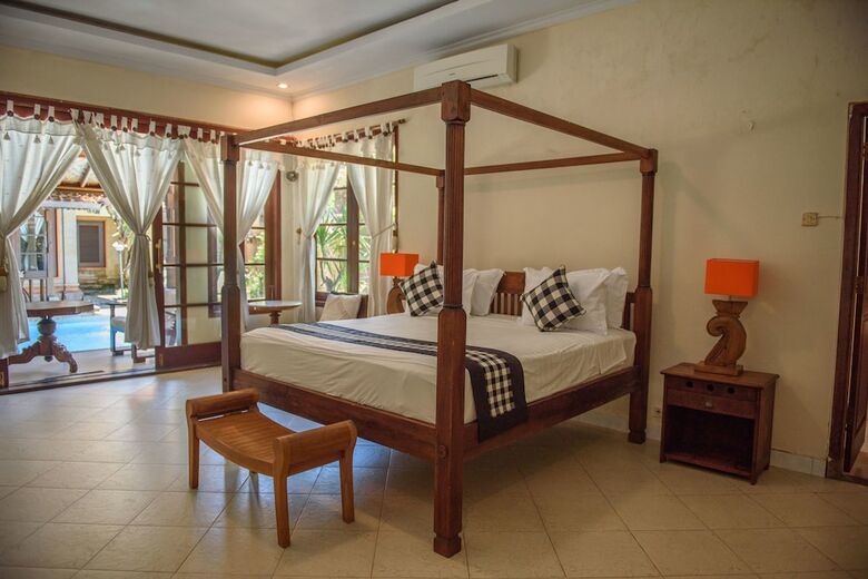 Kendal Villa