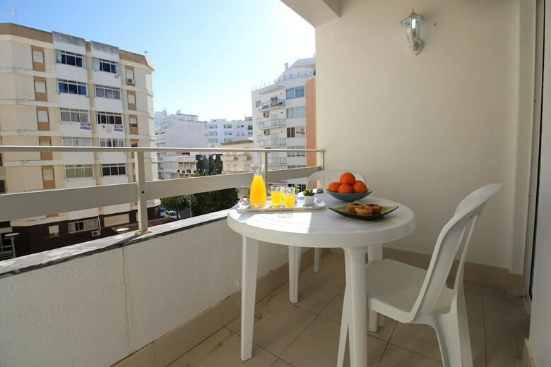 Apartamentos T1 Tropical By Paradise Waves