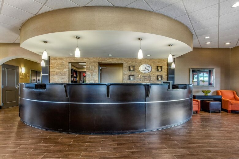 Hotel Comfort Suites Jackson I-40