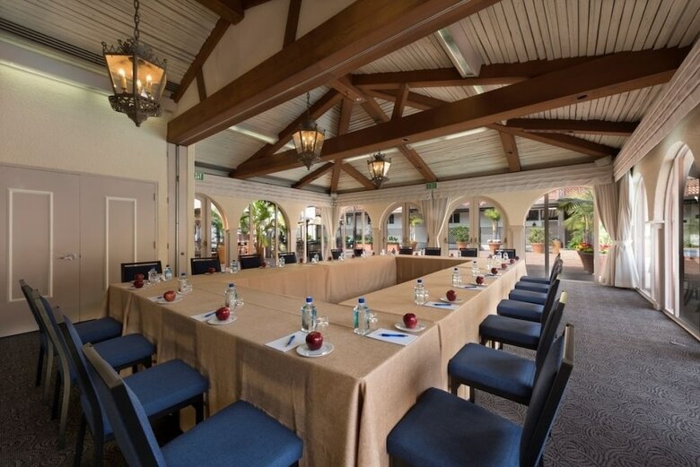 La Jolla Shores Hotel