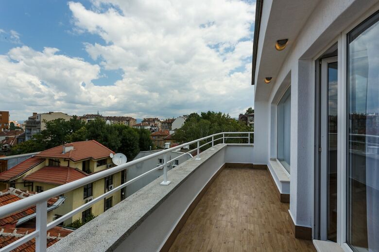 Dunav Apartment House