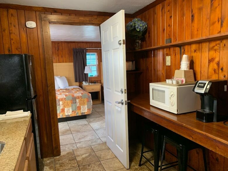 Motel Seahorse Inn And Cottages