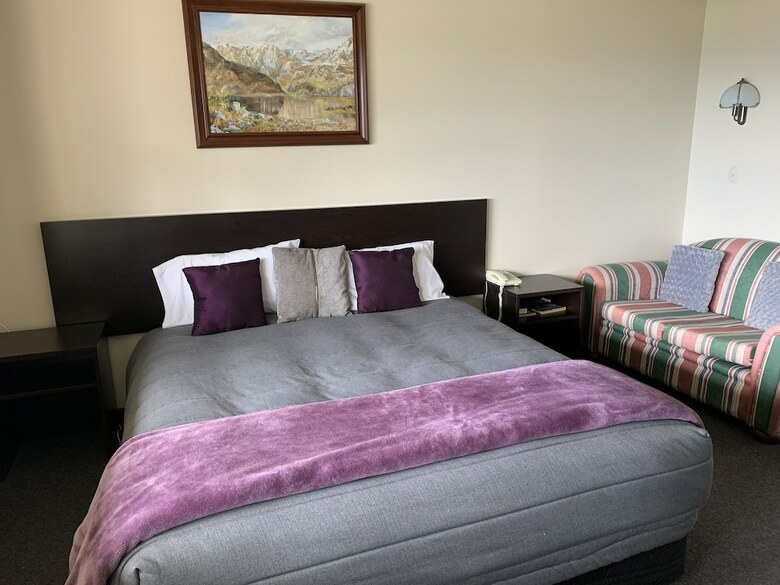 Hotel Manapouri Lakeview Motor Inn