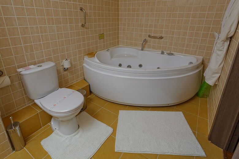 Business Hotel Avrora