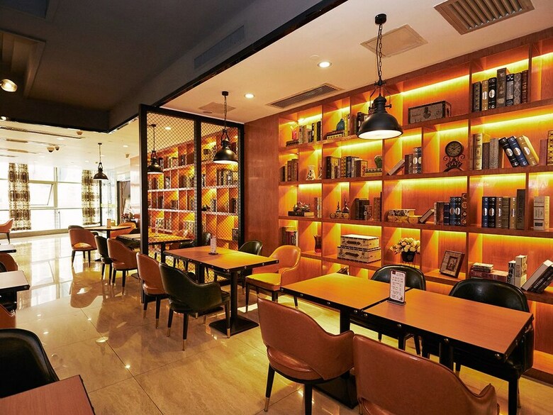 Yucheng Hotel