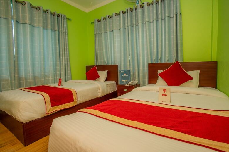 Oyo 146 Somewhere Hotel & Restaurant