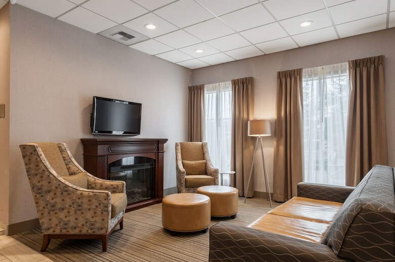 Clarion Hotel Seattle Airport