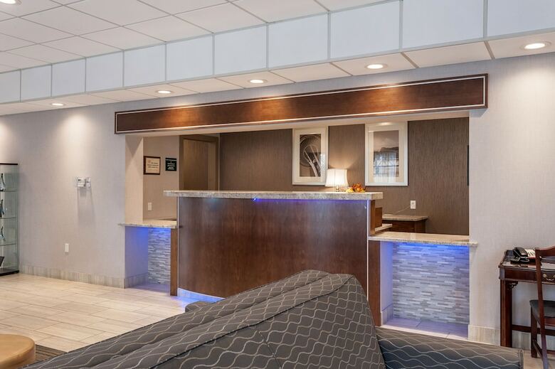 Clarion Hotel Seattle Airport