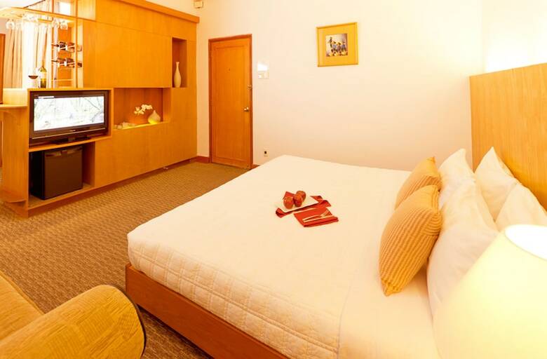 Liberty 2 Hotel