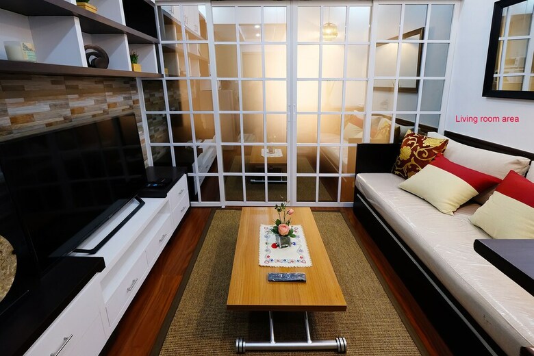 Breeze Residences Roxas Boulevard Manila