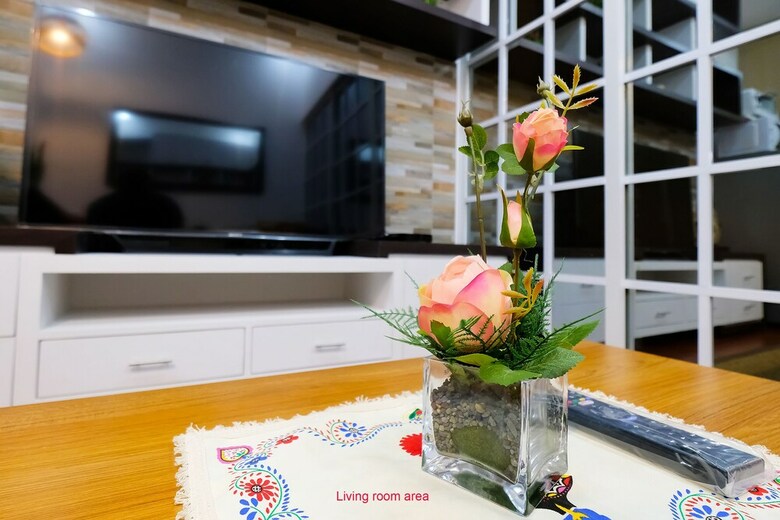 Breeze Residences Roxas Boulevard Manila