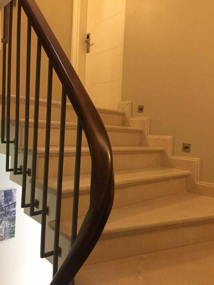 Leader Mansion Hotel & Suite