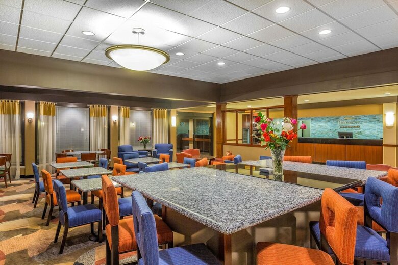 Hotel Comfort Inn